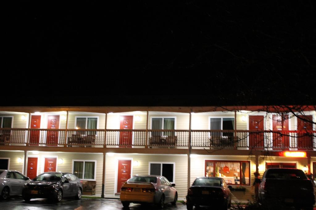 Cozy Corner Motel Williamstown Dış mekan fotoğraf
