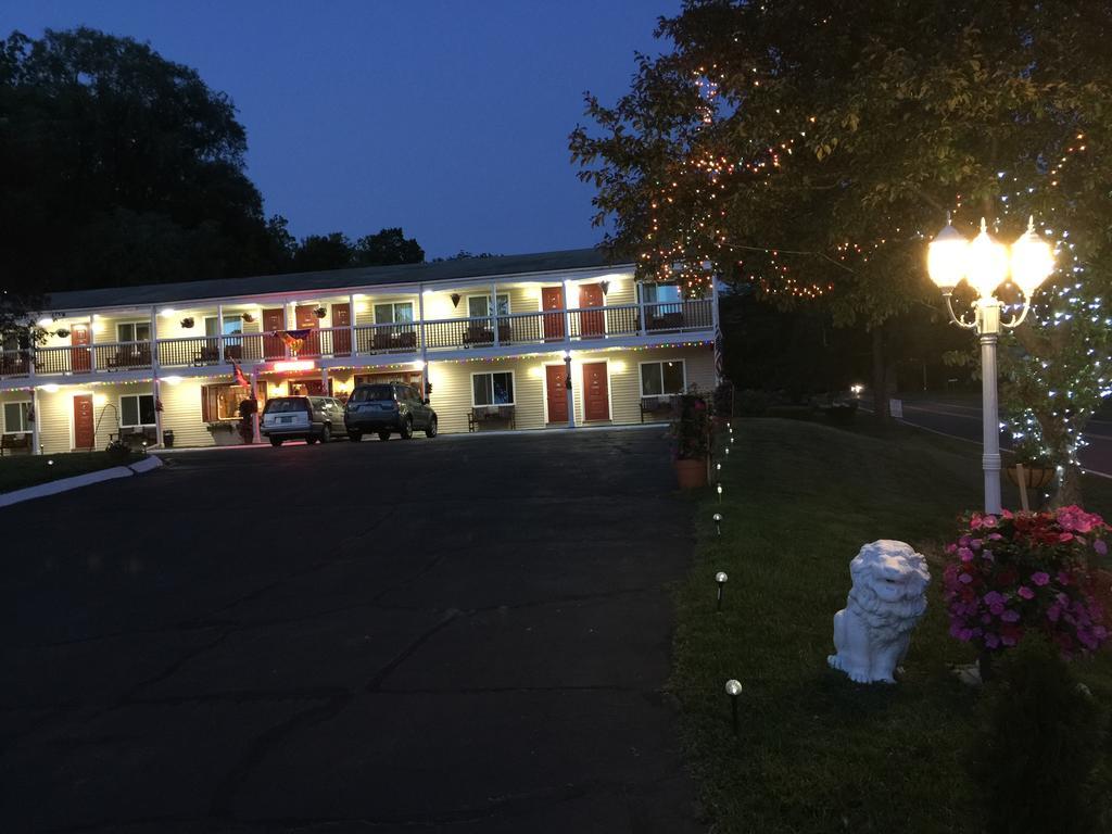 Cozy Corner Motel Williamstown Dış mekan fotoğraf